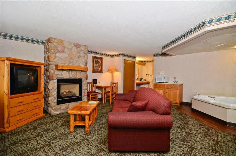 Best Western Northwoods Lodge Siren Exterior foto